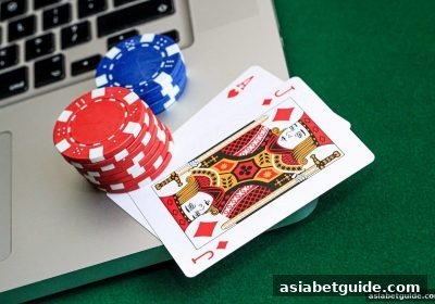 棋牌桌游社交密码：亚洲博彩网站视角下的友谊构建