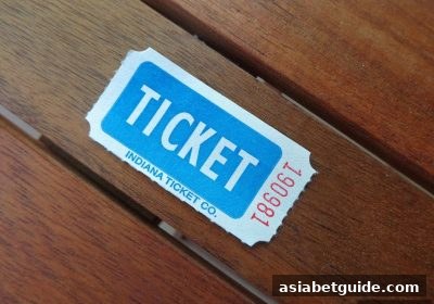 亚洲博彩网站彩票复式投注全解析：选号机制、资金管控与银行卡提款攻略